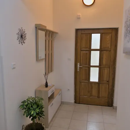 Slava Apartman