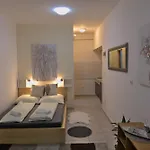 Slava 아파트 *